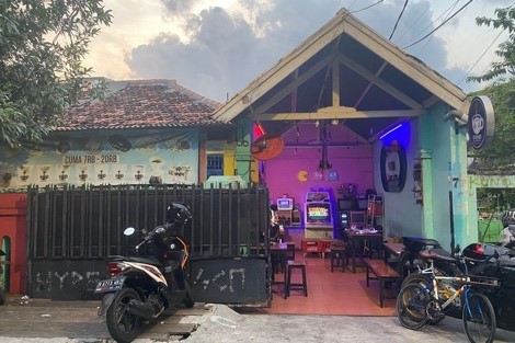 Unik! Kedai Kopi Kuno di Jakarta Barat