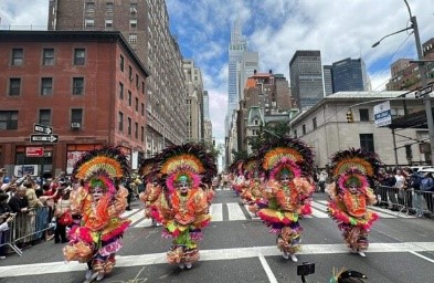 MassKara dancers from Bacolod spice up PH Independence Day in New York. (Photo from INQUIRER.COM)