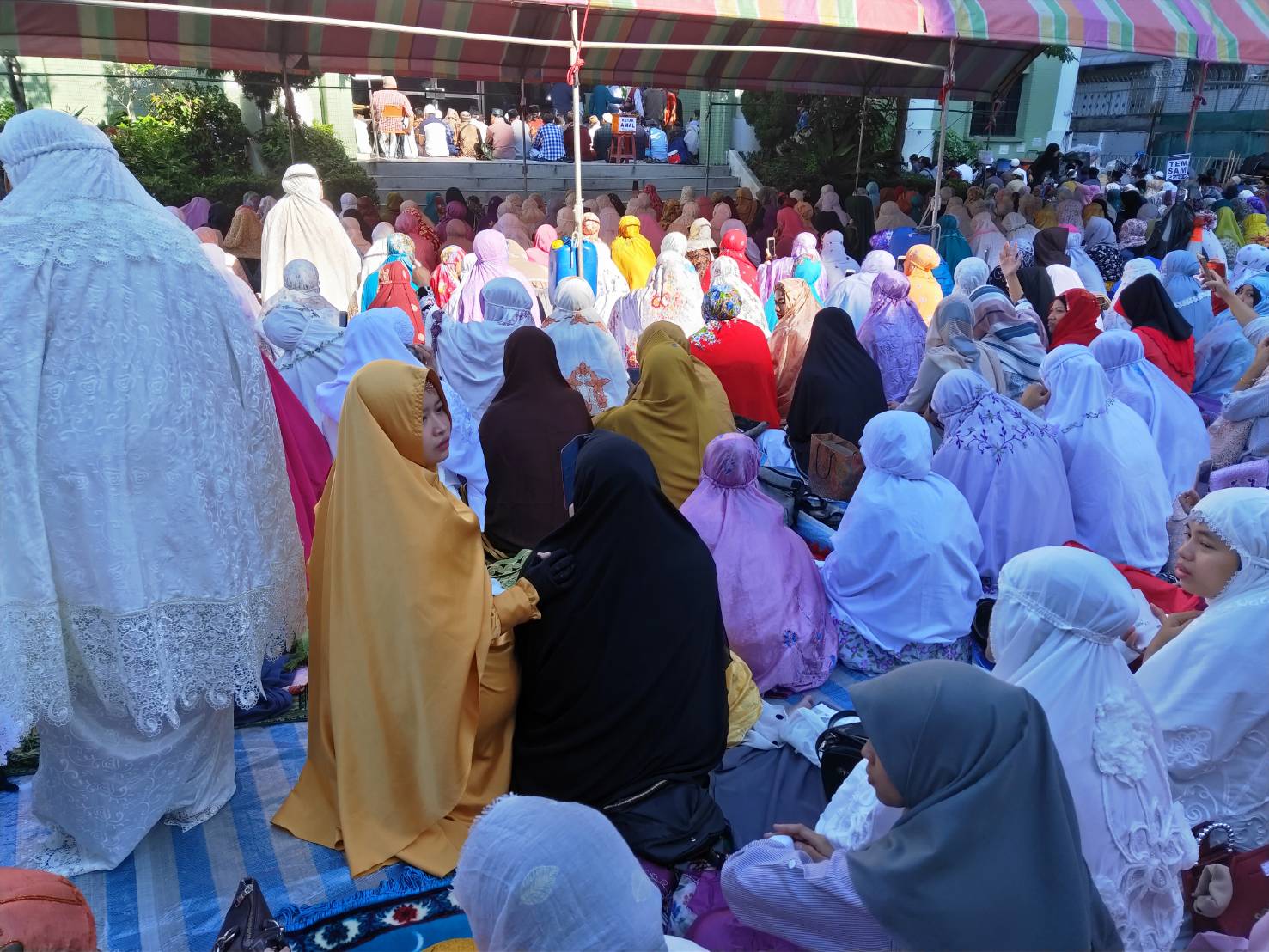 During the Islamic New Year, the mosque is always crowded. (Photo / Provided by Ida)