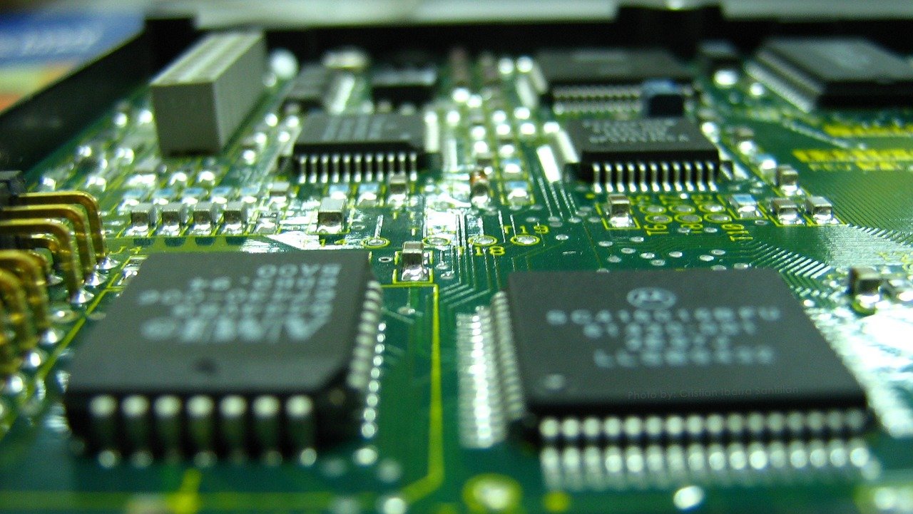 隨著科技的進步，半導體成為不可或缺的零件之一。（圖／取自Pixabay）