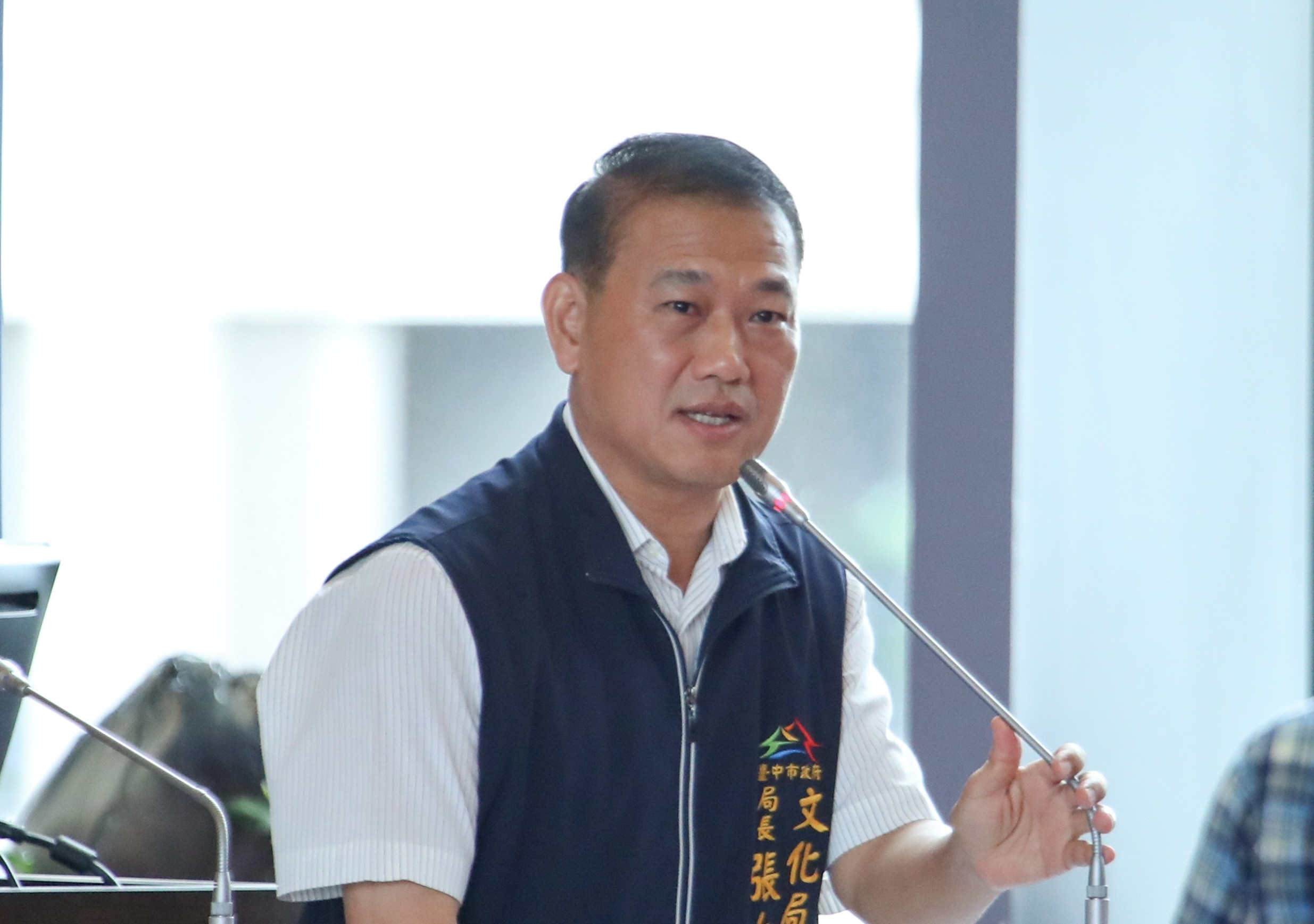 Direktur Biro Ketenagakerjaan, Zhang Da-Chun (張大春) menyatakan bahwa Taichung adalah wilayah dengan jumlah pekerja migran terbanyak kedua di seluruh negeri. Sumber: Biro Ketenagakerjaan Taichung 