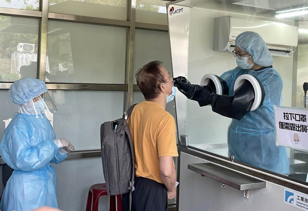 Entering to Kinmen, no rapid test is required for the fully vaccinated travelers 14 days after receiving 2 doses. (Photo/Provided by Kinmen County Government)