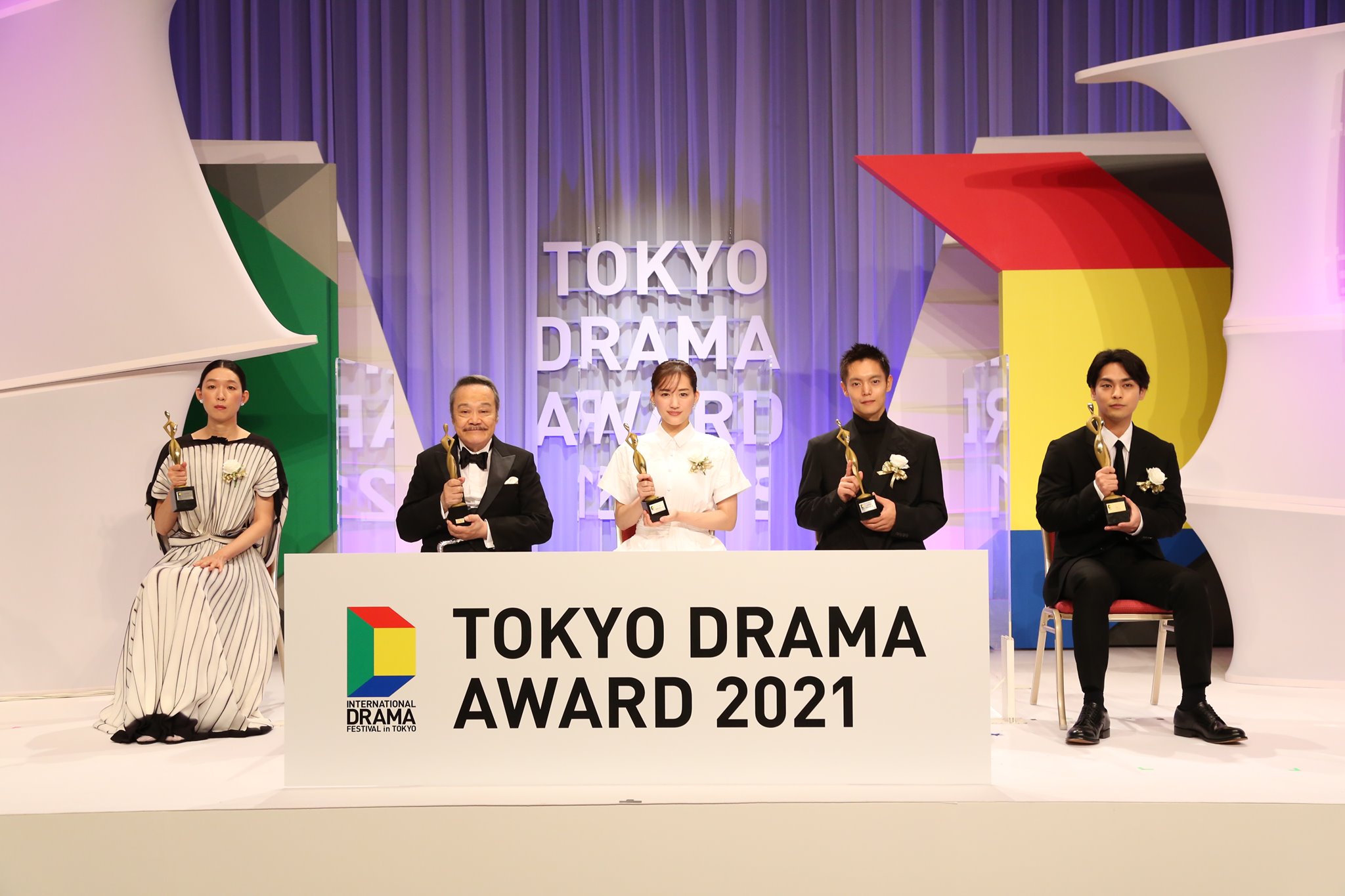 2021東京國際戲劇節完美落幕。（圖／翻攝自台日Hot什麼？哈！－輕鬆電台 FM 96.9臉書）