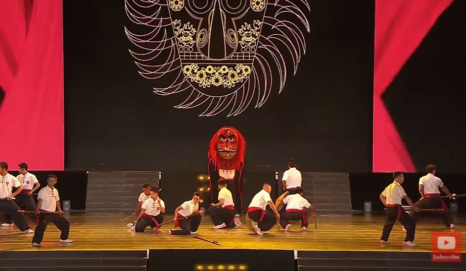The opening ceremony of ‘2021 Tainan Arts Festival’ integrates religious elements into the special performance ‘Yi Zhen’ (藝陣). (Photo / Authorized & Provided by Wes Davies)