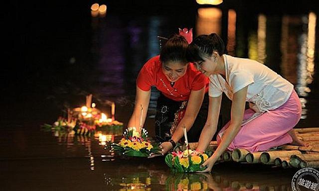 การท่องเที่ยวแห่งประเทศไทย (ททท.) ร่วมกับไอคอนสยาม จัด “ICONSIAM A Magical Loy Krathong Upon The Chao Phraya River มหัศจรรย์เทศกาลลอยกระทงบนแม่น้ำเจ้าพระยา” ภาพจาก／การท่องเที่ยวแห่งประเทศไทย (ททท.)