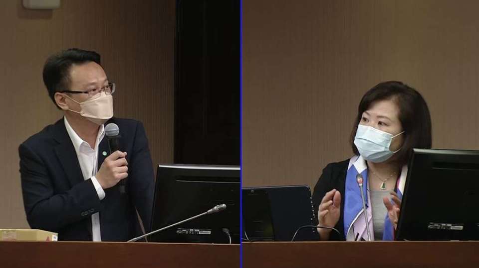 The Minister of Labor, Hsu Ming-chun, reminded employers to help migrant workers apply for "medical insurance". (Photo / Retrieved from the live broadcast of Parliamentary Procedures)