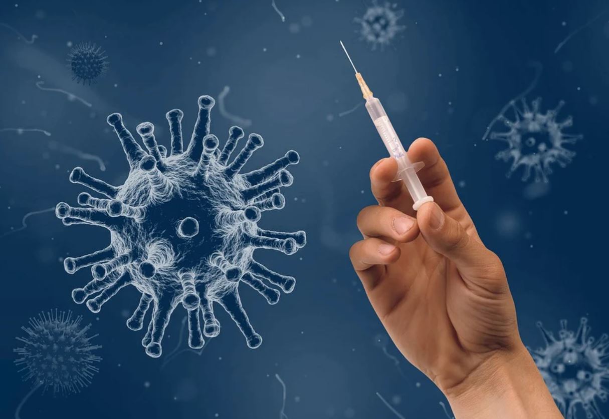 Ngành y tế Việt Nam đang triển khai kế hoạch tiêm vaccine phòng COVID-19 mũi thứ 3 cho người dân vào cuối năm nay và đầu năm sau. (Nguồn ảnh: Pixabay)