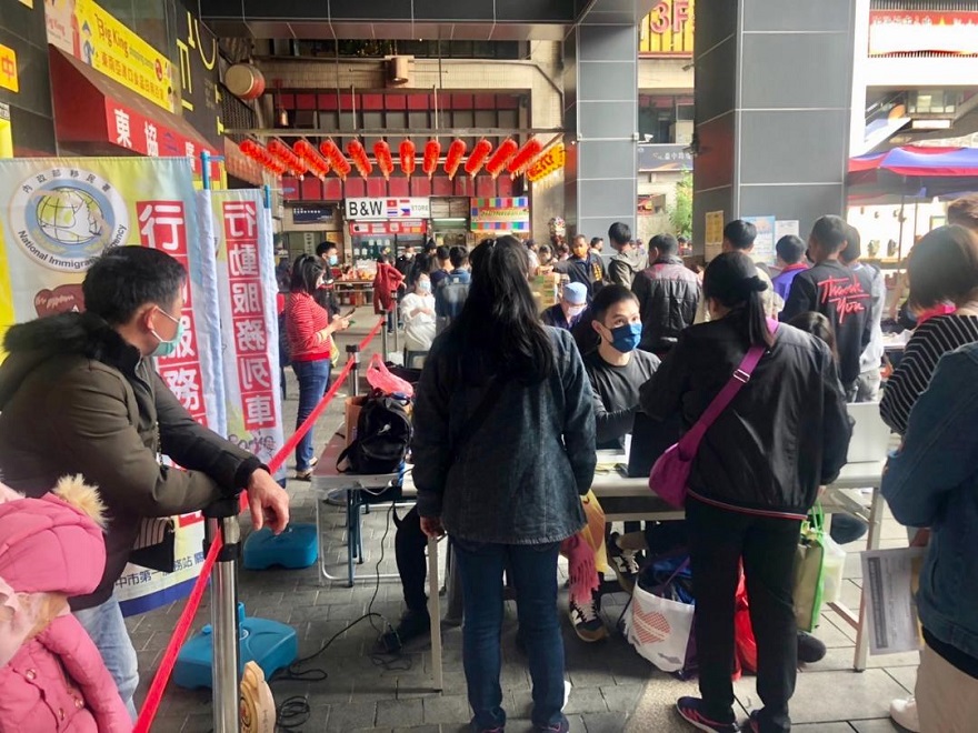 From now until January 23, 2022, " Taichung ASEAN Square Vaccination Express Station" will be open every weekend from 1 to 4 pm. (Photo / Provided by the NIA Taichung City First Service Center)