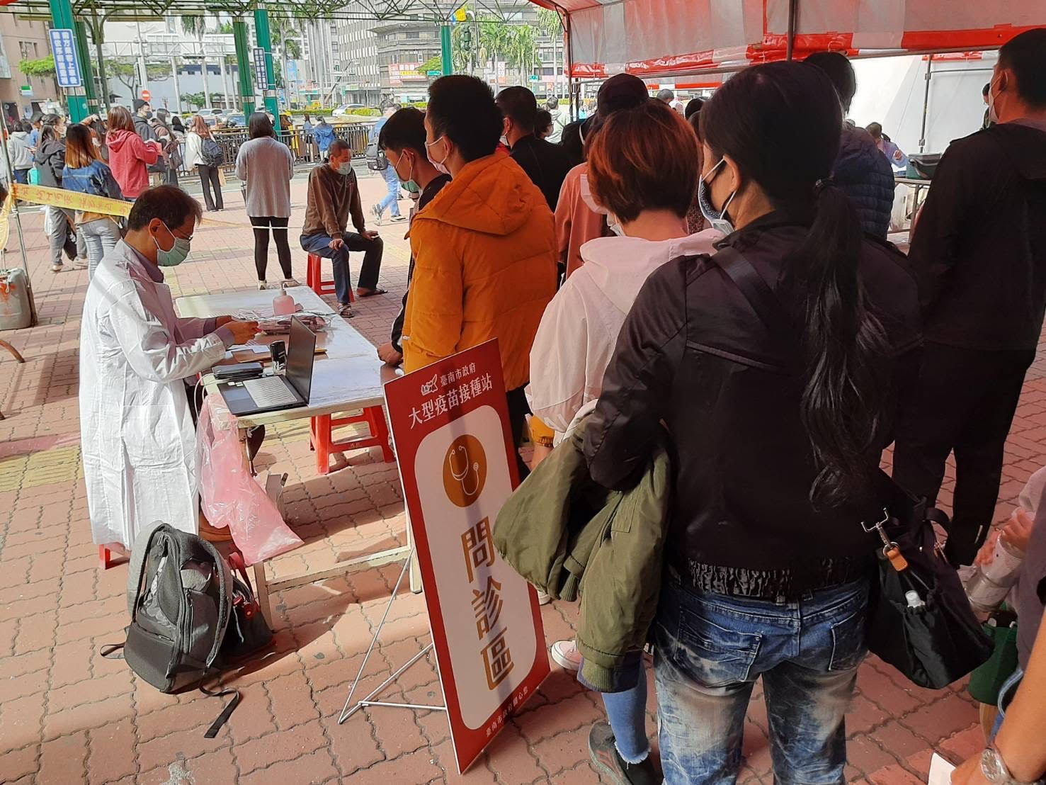 移民署結合臺南市府發送禮券 鼓勵逾期外來人口施打疫苗完成防疫拼圖