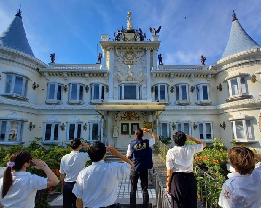 Selamat Tinggal, Istana! Kantor Layanan Imigrasi Cabang Pertama Tainan Resmi Pindah Alamat. Sumber: Agensi Imigrasi Nasional 