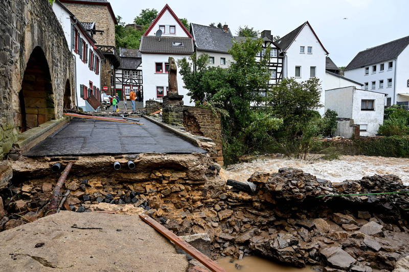 West Germany was hit by the "strongest" rainstorm. (Photo / Retrieved from European Pressphoto Agency)