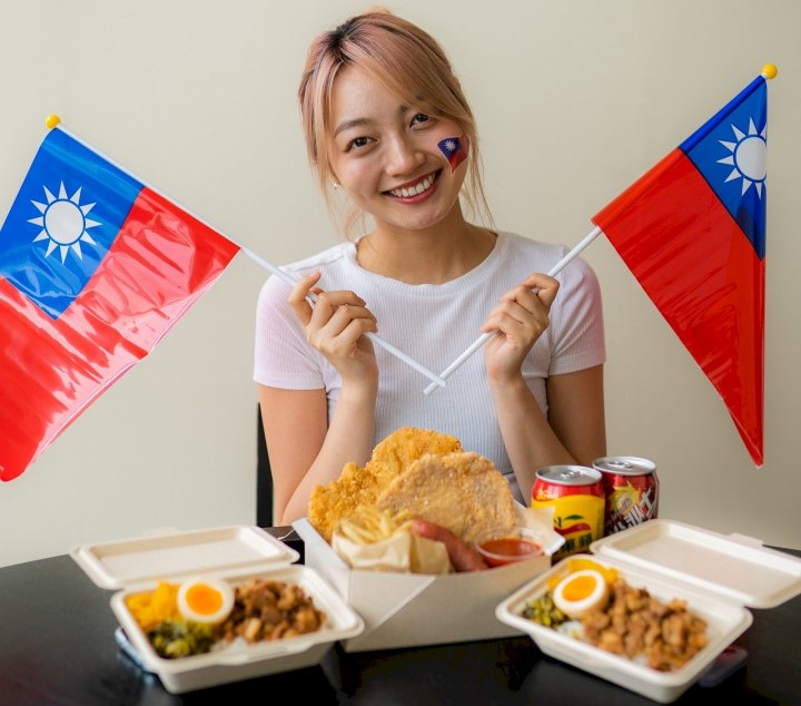The Tourism Bureau collaborates with Japanese convenience stores to promote "Taiwanese" food during the Japan Olympics. (Photo / Provided by the Tourism Bureau)