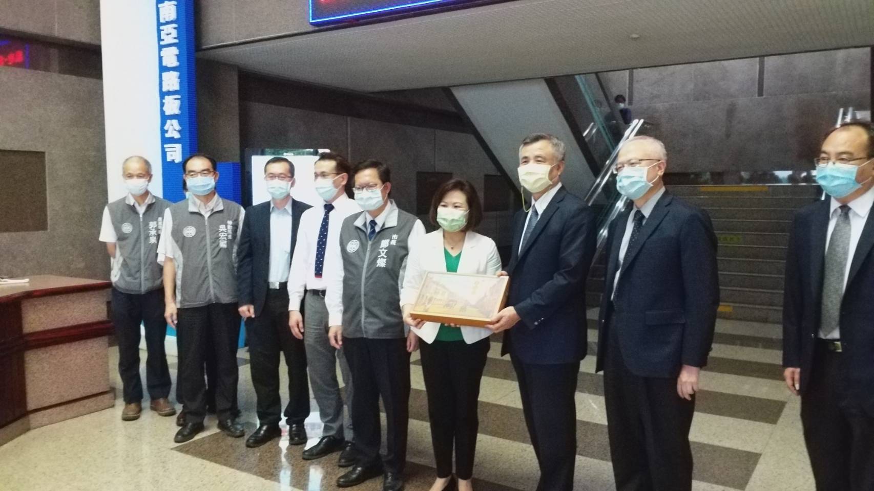 Hsu Ming-Chun called for joint prevention and control of "African Swine Fever." Photo/provided by the Ministry of Labor
