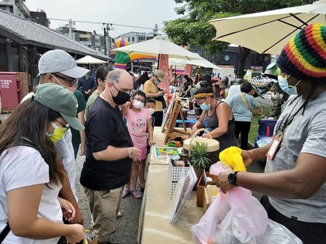 Pingtung opened the 2021 Multicultural Creative Market. Photo/Provided by the Department of Social Affairs of Pingtung
