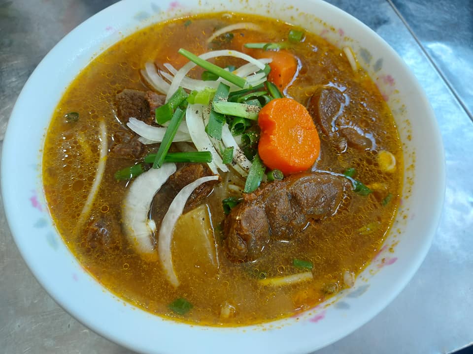 「阿鳳牛肉河粉」的越南料理。（圖／翻攝自阿鳳牛肉河粉臉書）