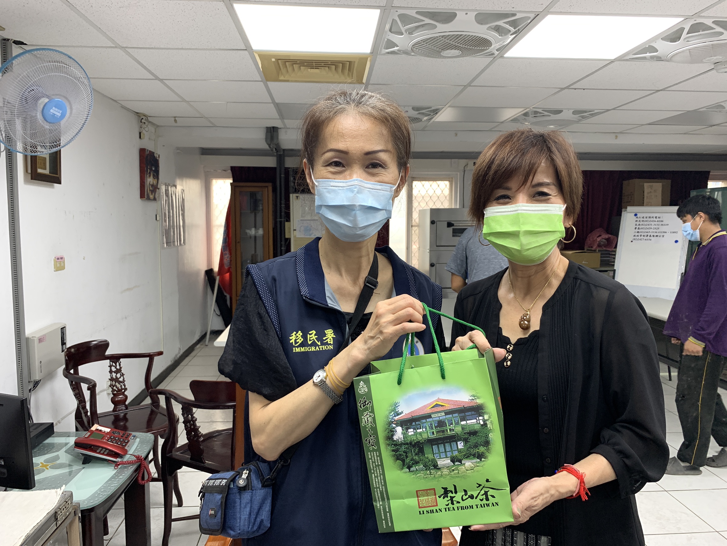 The mobile car service also passed by the Keelung City Ba Pang Yuan, a women and children's association dedicated to promoting the rights of new residents in Keelung. (Photo / Provided by the NIA Keelung City Service Station)