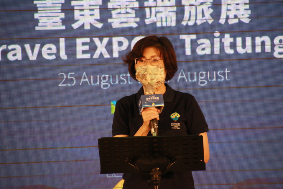 Rao Qing-ling (饒慶鈴) berjanji untuk menjadikan Taitung sebagai pilihan destinasi wisata mancanegara pertama di ajang internasional. Sumber: Pemerintah Kabupaten Taitung