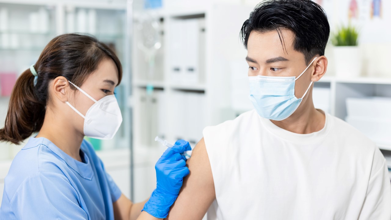 Taiwan's 12.23 million people have completed registration, and more than 990,000 people chose the local brand MVC COVID-19 vaccine. Photo/Retrieved from the Shutterstock gallery