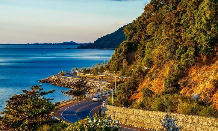 จุดชมวิวหาดคุ้งวิมานในยามพระอาทิตย์ตก ภาพจาก／Sanook