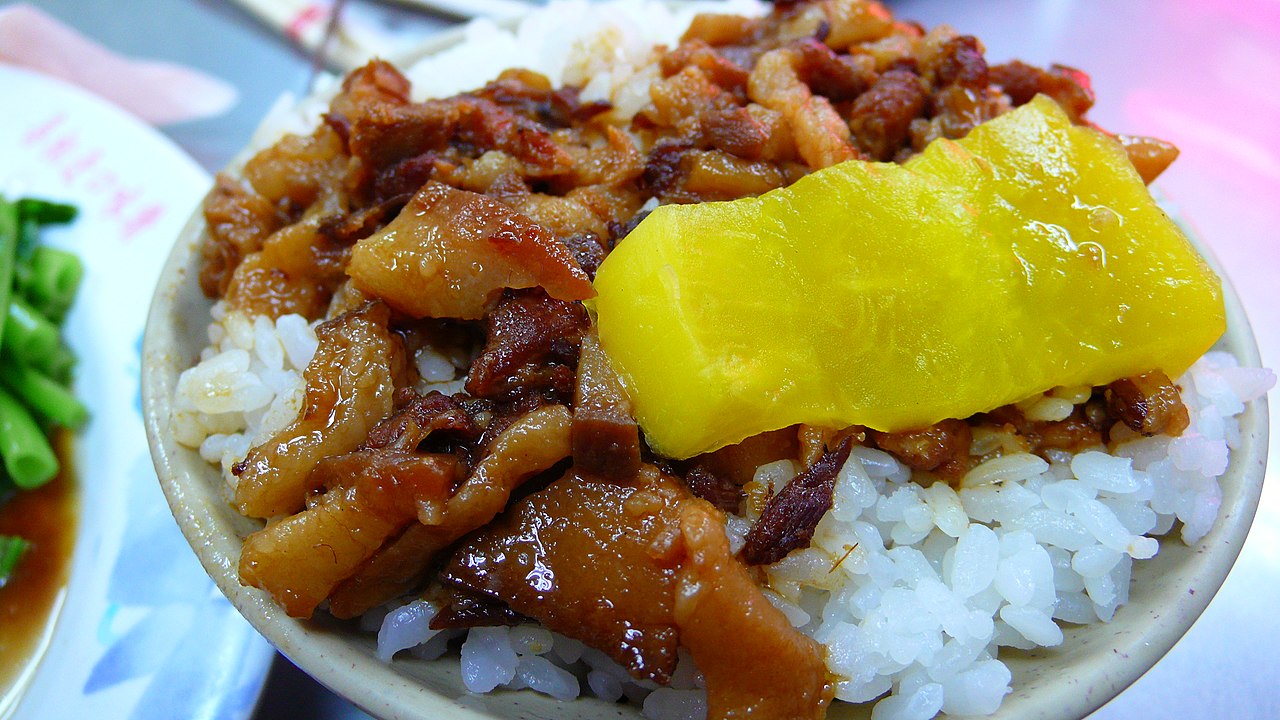 A classic street food in Taiwan - braised pork rice. (Photo / Retrieved from Wikipedia)