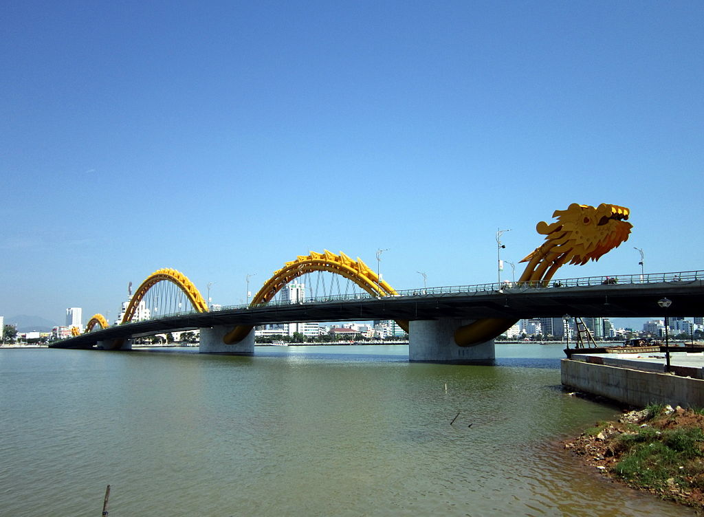 Cầu Rồng tại Đà Nẵng. (Nguồn ảnh: Wikipedia)