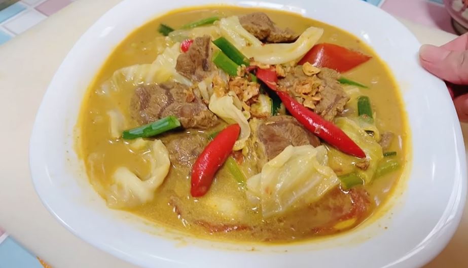 「印尼口味的牛肉湯」完成品。（圖／水水印尼媽媽Emak Medan di Taiwan授權提供）