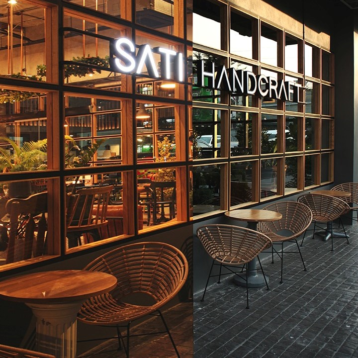 SATI Handcraft ร้านกาแฟและเบเกอรีแสนสวยย่านอารีย์ บรรยากาศที่อบอุ่นน่านั่ง ภาพจาก／THE STANDARD