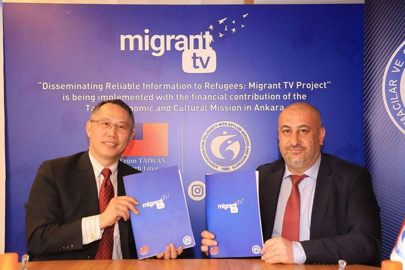 Taiwan in Turkey promotes the “Migrant TV”. (Photo / Provided by Overseas Community Affairs Council, R.O.C.)