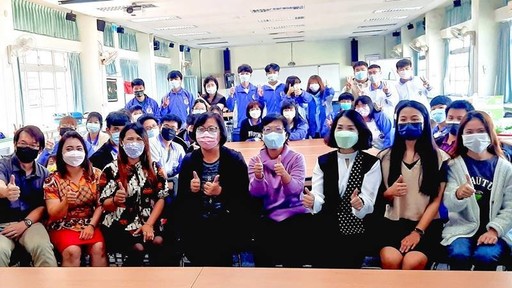 Trường Trung học phổ thông Công thương Nhị Lâm có hơn 30 học sinh có mẹ là di dân mới. (Nguồn ảnh: Trường Trung học phổ thông Công thương Nhị Lâm)