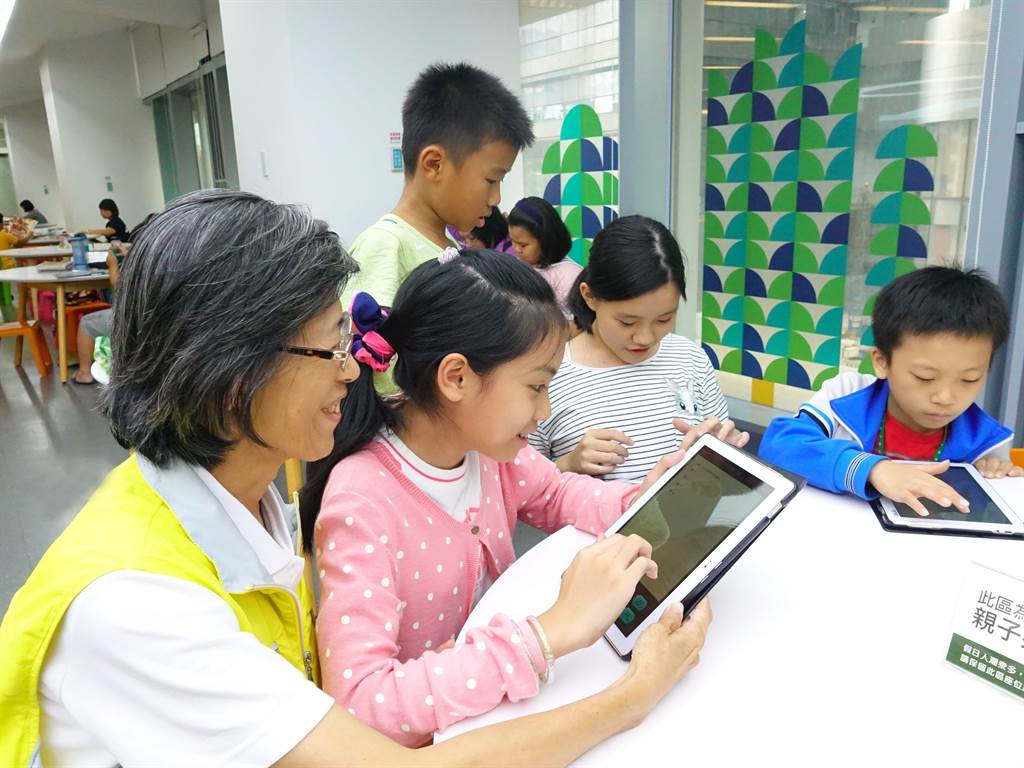 Perpustakaan Utama Kota Taipei Baru bergema dengan “Hari Bahasa Ibu Internasional”. (Foto / Disediakan oleh Perpustakaan Utama Kota Taipei Baru)