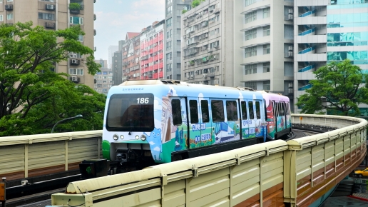 臺北捷運、日本近鐵攜手合作！4 節車廂 4 種主題　彩繪列車即日起文湖線啟航