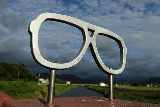 An eyeglasses sculpture in Sabae, Japan.  Buddhika Weerasinghe/Bloomberg/Getty Images