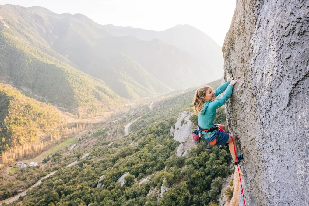 Professional climber and mindset coach Hazel Findlay climbing.  Colette McInerney