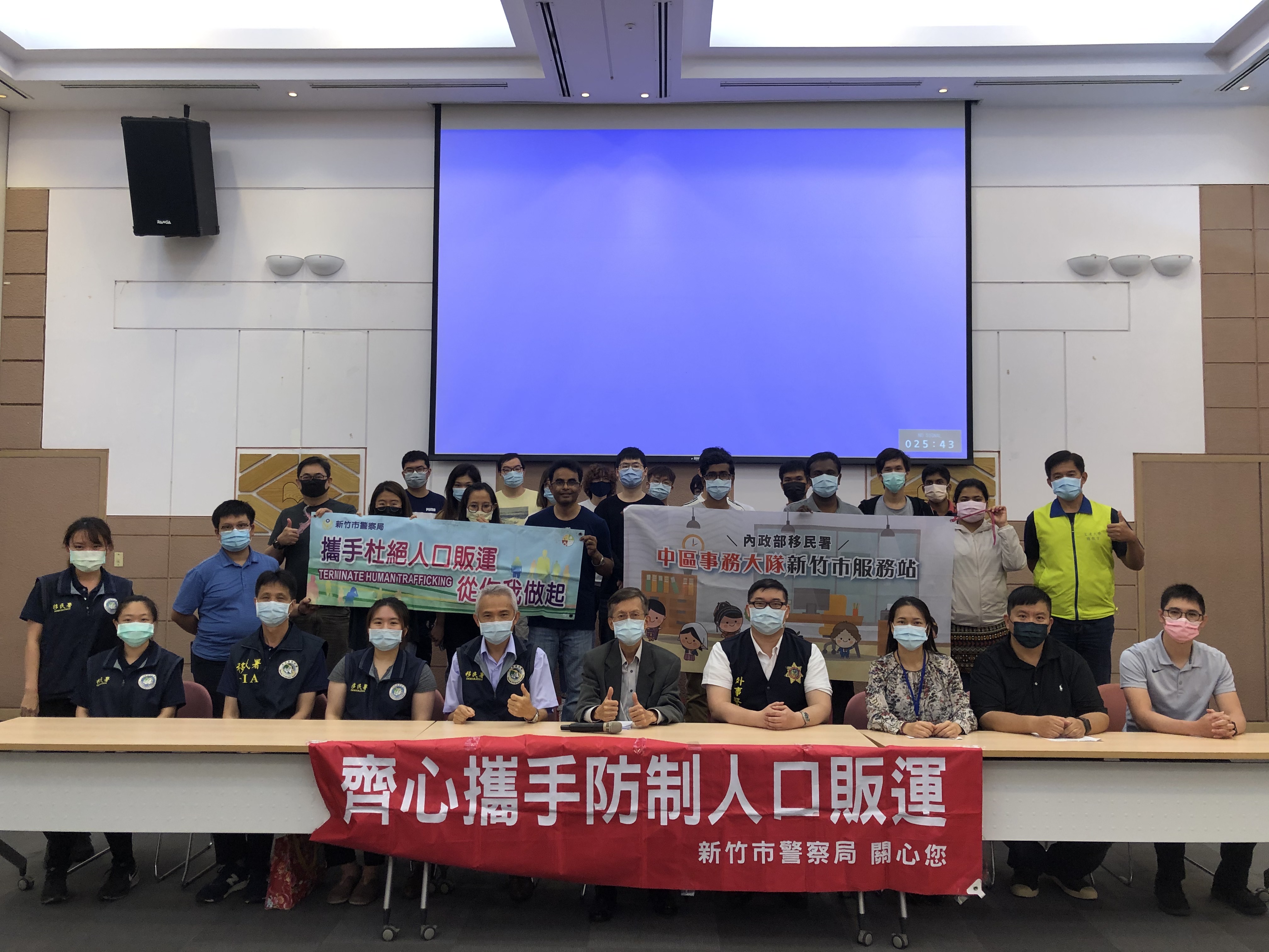 移民署新竹站宣導「外籍生權益」 推廣「線上申辦系統」！