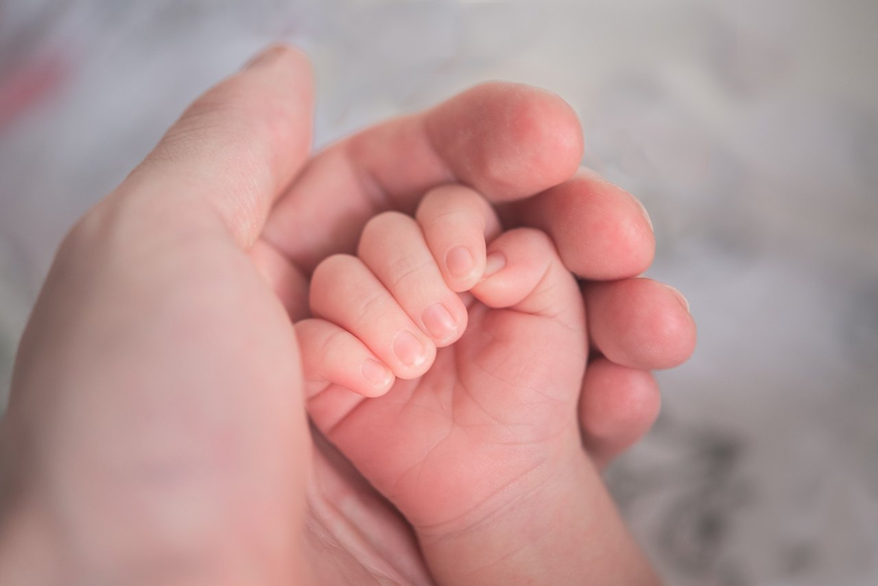 “Subsidi Pencegahan Epidemi Anak” untuk bayi baru lahir dikeluarkan langsung oleh Kementerian Kesehatan dan Kesejahteraan. Foto/《中央廣播電台》