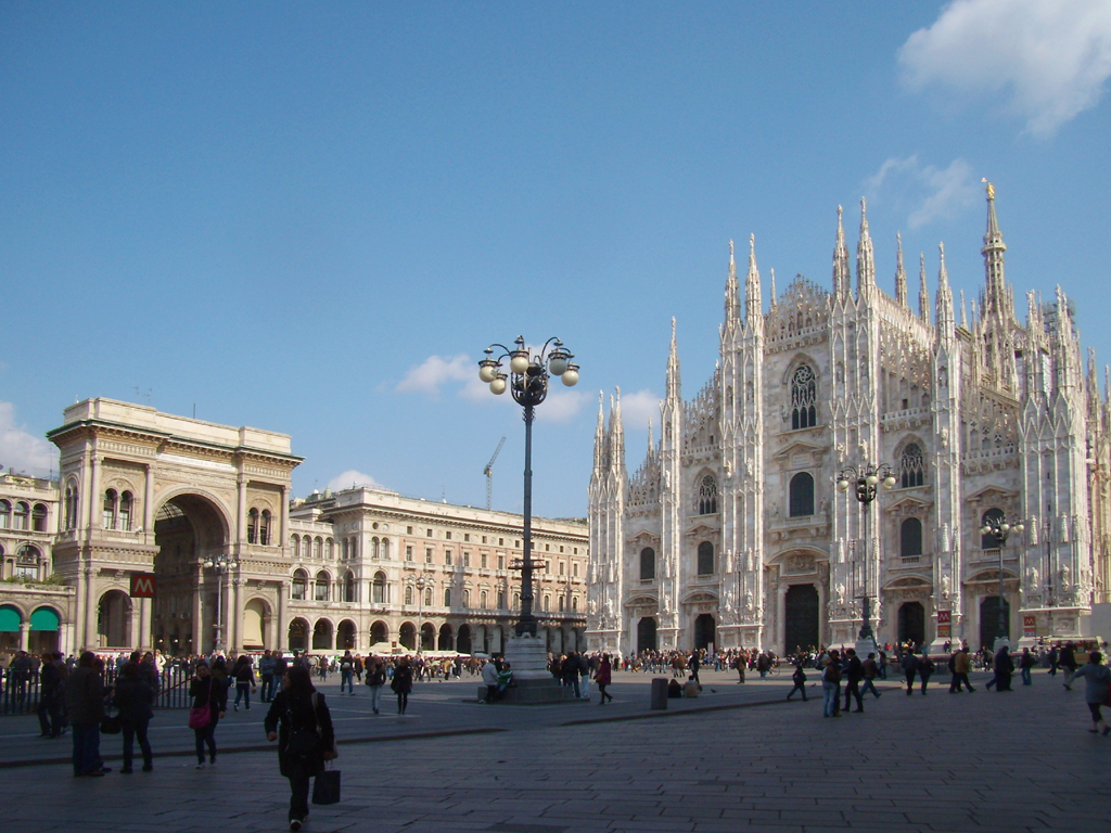 2026年義大利冬奧預定於2026年2月6日-22日在米蘭-科爾蒂納丹佩佐舉辦，並將在米蘭舉辦開幕儀式。(照片來源：維基百科)