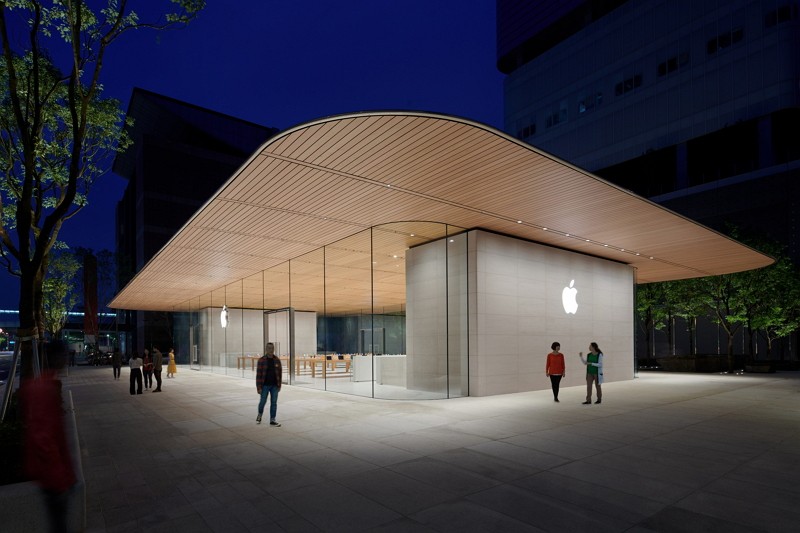 (Apple Inc. opened its second store in Taiwan (Image/Taipei City goverment))