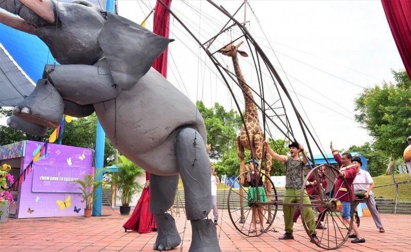 Poland’s Puppet Clinic Theatre showcase giant puppets to promote the 2019 YICFFF Yilan County (Photo from Taiwan Today)