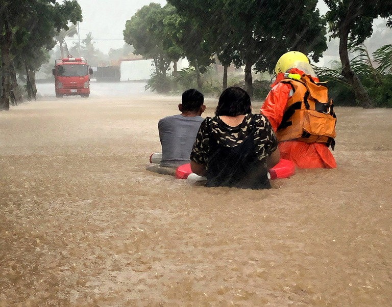 Typhoon Bailu triggers floods in Taitung