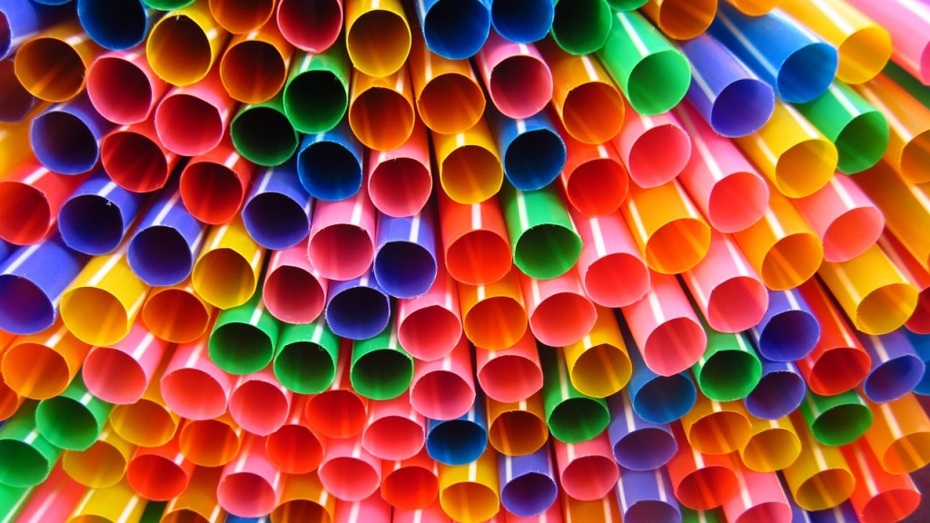 Taiwan convenience stores to stop offering plastic straws for most beverages by Sept. 11. (Needpix.com photo)