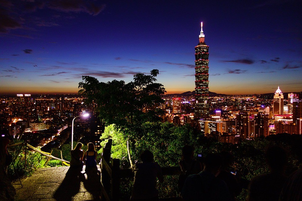 台北夜景。(照片來源：維基百科)