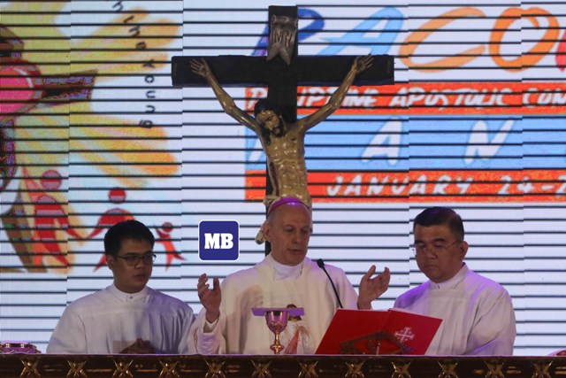 Photo Caption: Papal Nuncio Gabriele Caccia Gives the Prayer Attribute: MANILA BULLETIN