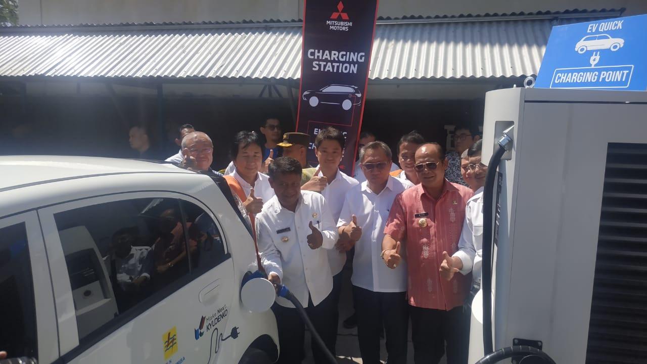 Mitsubishi dan PLN Tanda tangan untuk Fasilitas Pengisian Mobil Listrik(foto:BeritaLiputanEnam)