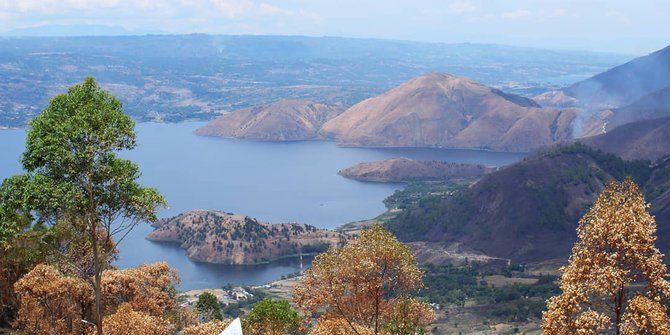 Danau Toba (sumber:merdeka.com)