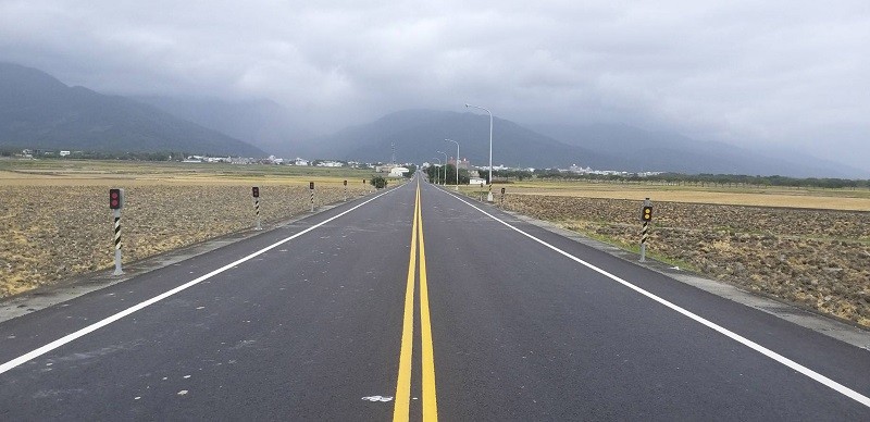 The first two-kilometer stretch of Taitung County Route 197 after undergrounding (Chihshang Township Office photo)