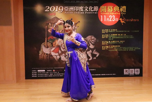 Sebuah episode pertunjukan epik Mahabharata pada upacara pembukaan Festival Budaya India Asia. (Sumber foto: Pemerintah Kota Taipei Baru)