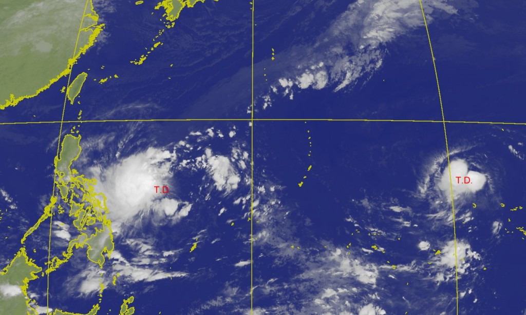 2 tropical depressions to east of Taiwan could soon become 25th, 26 tropical storms of year(CWB map of tropical depressions)