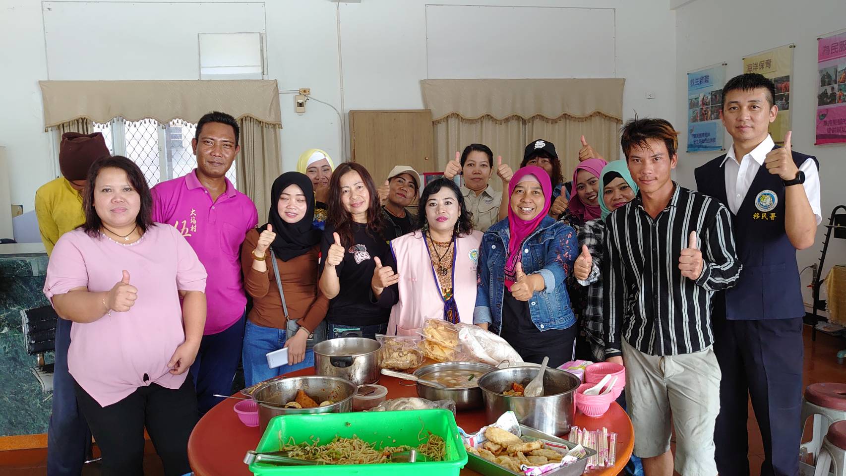 Taitung County Service Station of the NIA particularly invites new resident women to prepare Southeast Asian delicacies for fishing workers. Photograph: Taitung County Government.