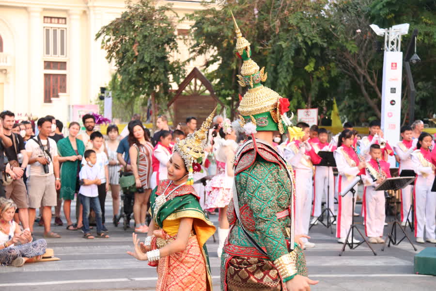 จังหวัดเชียงใหม่จัดกิจกรรมส่งเสริมการท่องเที่ยวเชิงดนตรี ดึงดูดผู้สนใจในดนตรีเที่ยวเมืองเชียงใหม่ ตลอดช่วงเดือนก.พ.-มี.ค. นี้ (ภาพจาก กรมประชาสัมพันธ์)