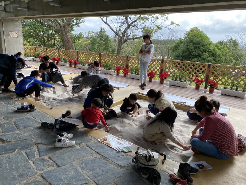 卑南遺址公園考古學習教室考古沙坑發掘區(翻攝自文化部網站)